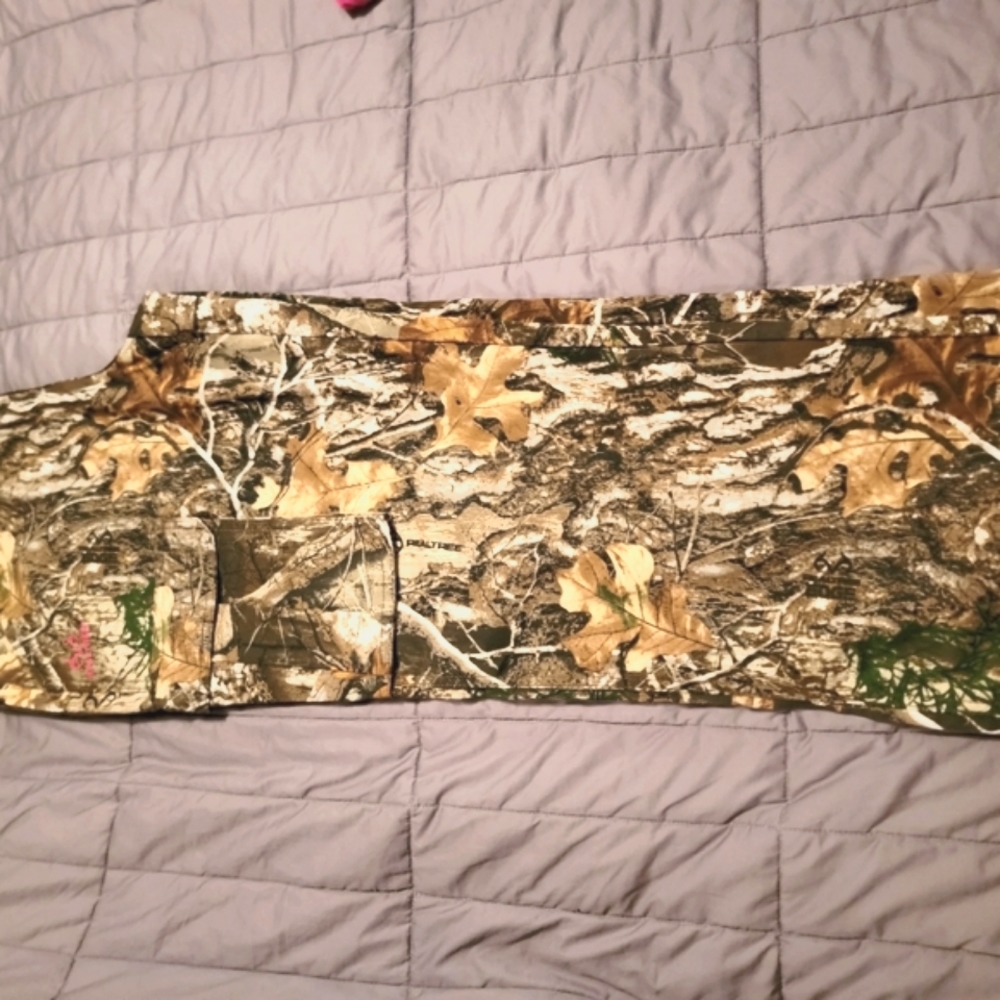 Real Tree Camo Pants XXL with draw stings on legs